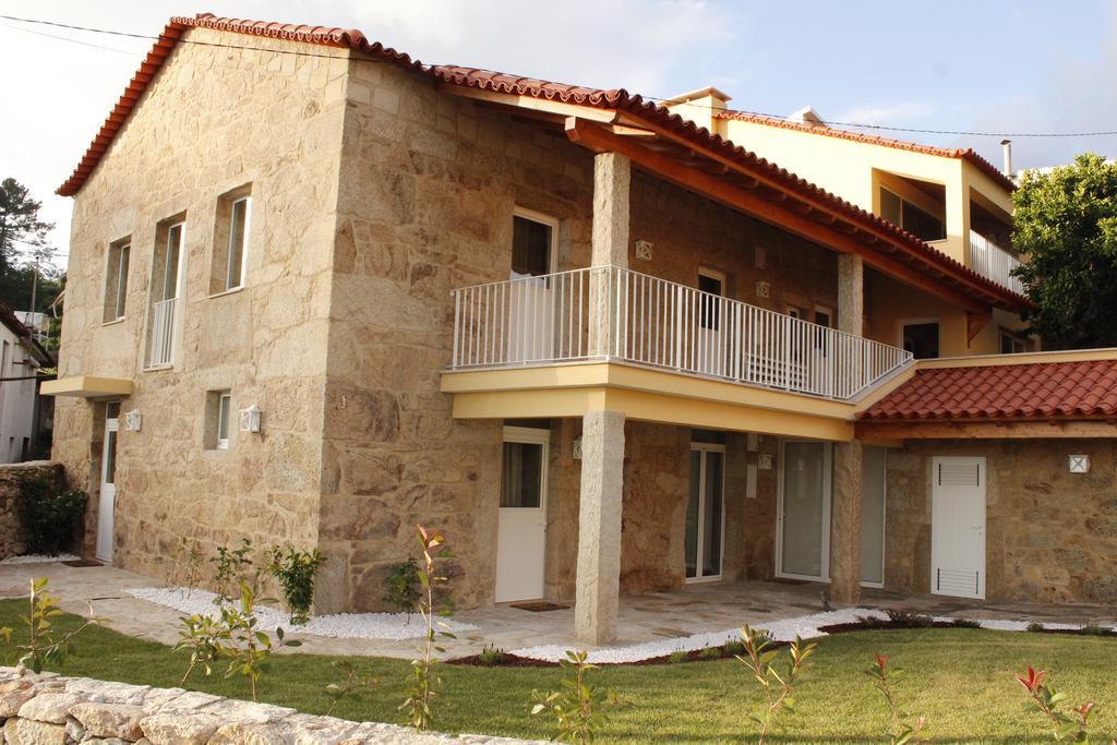 הוילה ואלה דה קאמברה Casa Da Nininha מראה חיצוני תמונה